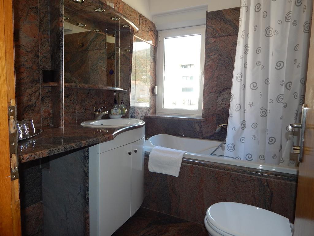 Guesthouse Kamen Kuća Podstrana Extérieur photo