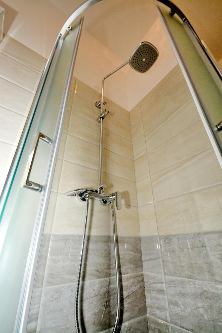 Guesthouse Kamen Kuća Podstrana Extérieur photo