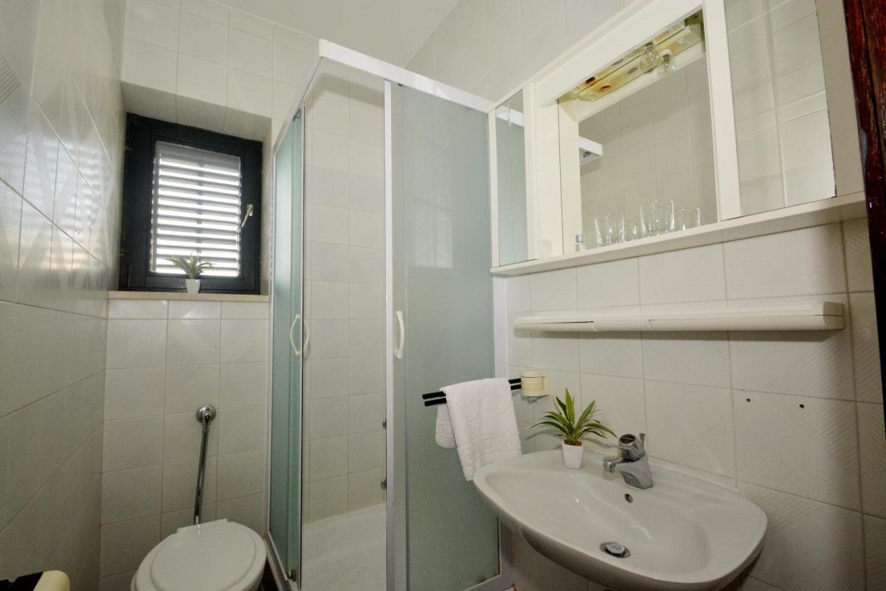 Guesthouse Kamen Kuća Podstrana Extérieur photo